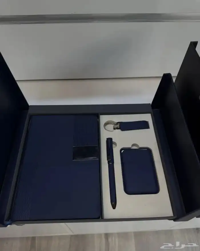 بوكسات موظفين أنيقة للاهداءات مع حفر الشعار 1