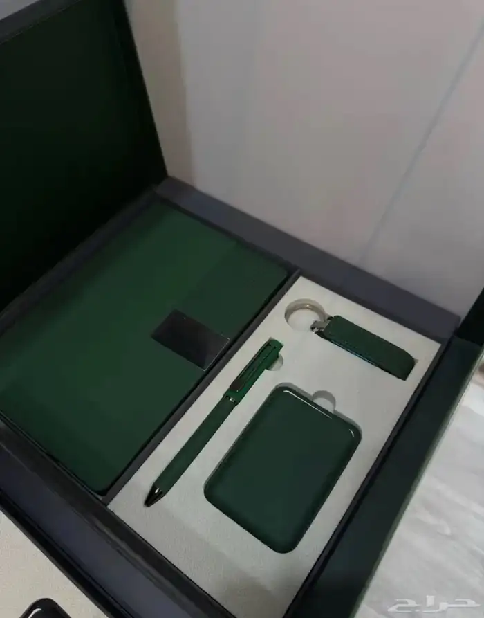 بوكسات موظفين أنيقة للاهداءات مع حفر الشعار 4