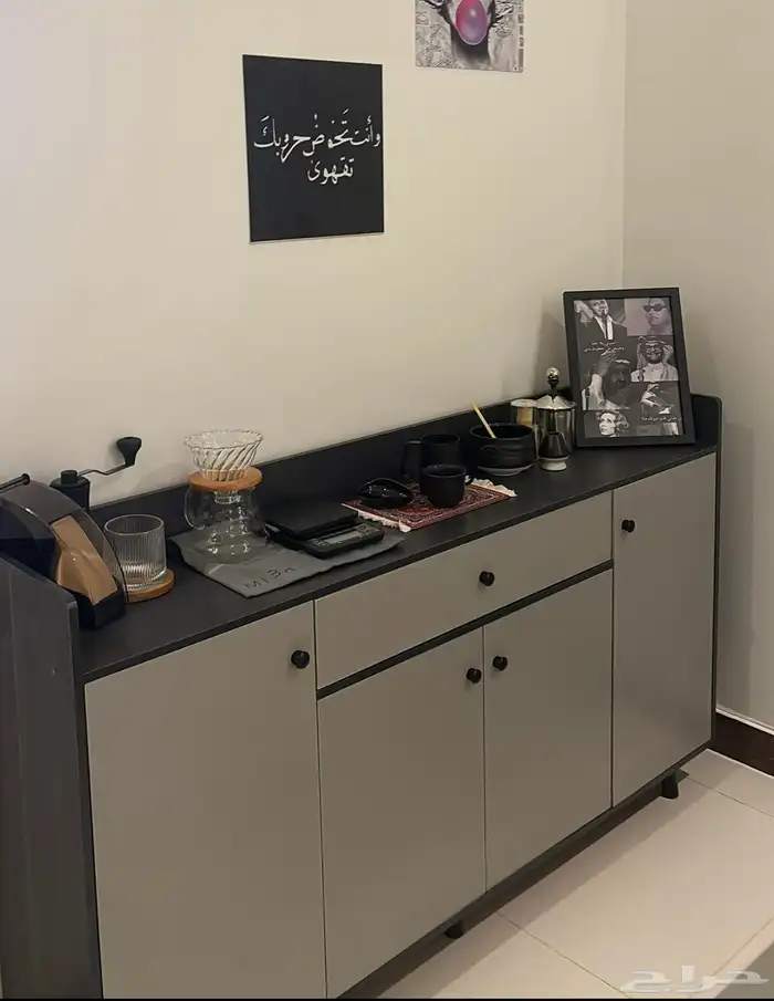 طاوله للبيع 0