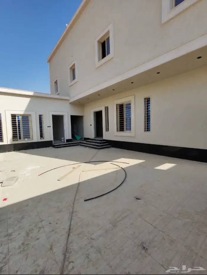 للبيع دور وشقتين وملحق حي النخيل 1