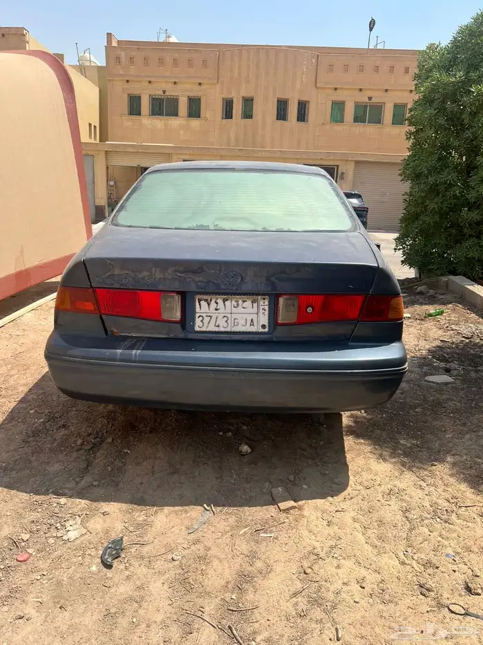 كامري نصف فل 2001 2