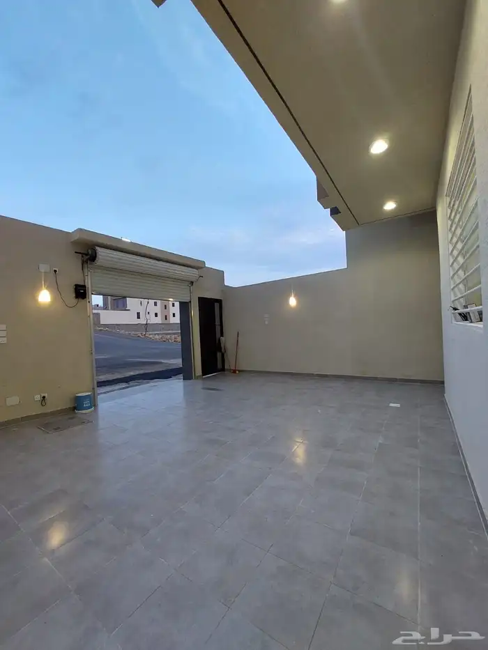 دور ارضي بحوش مدخل سيارة بأقرب م حديقة المليون بسعر مناسب 0