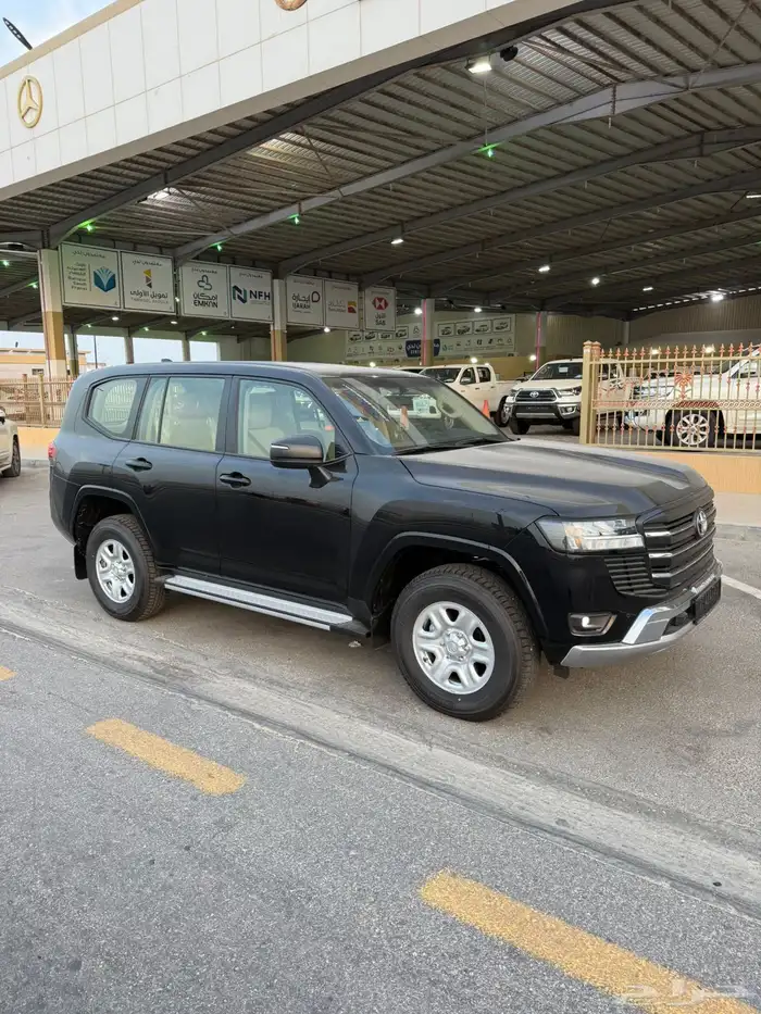 تويوتا لاندكروزر 2025 هدد تنفس طبيعي أقل سعر 4