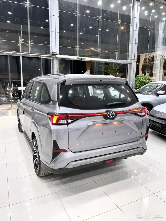 تويوتا فيلوز Veloz GLX 2025 اقل سعر 17