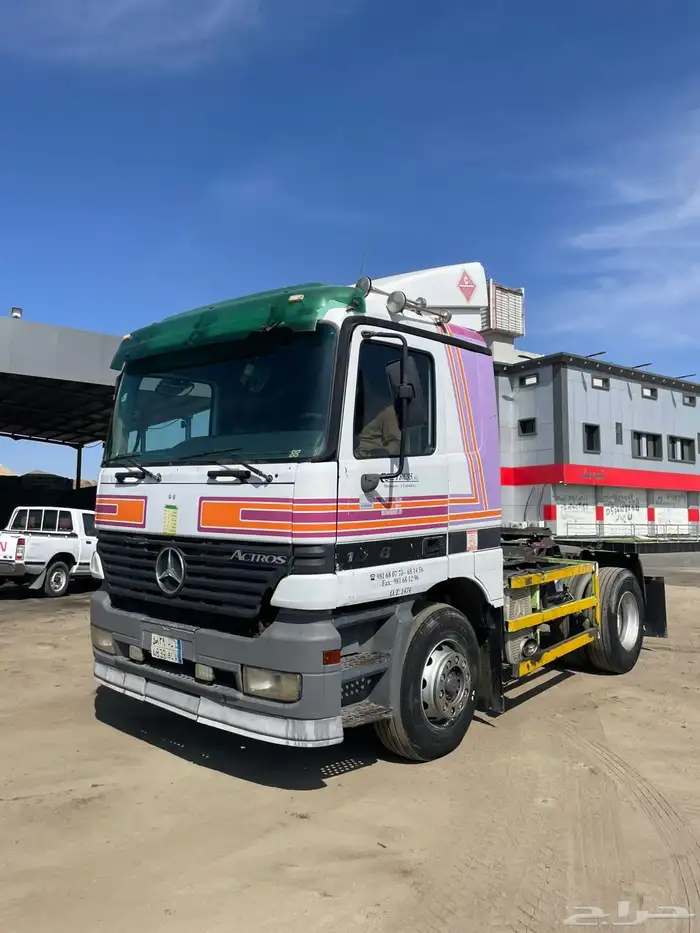 راس امبي ون ثمانيه سلندر هاف ميقا 1