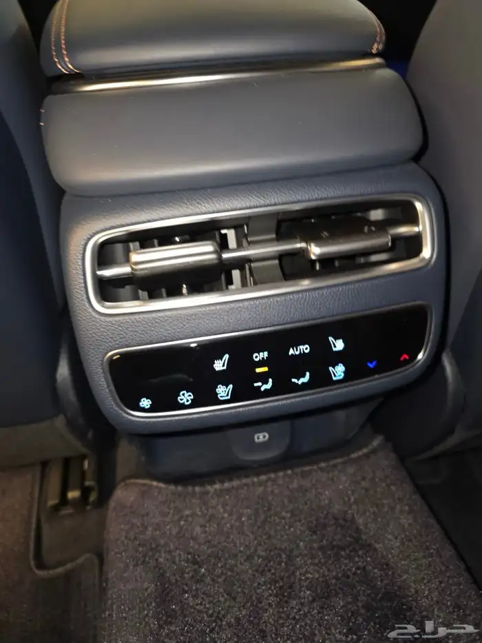 جينسس GV70 رويال سبورت الفل 2025 22