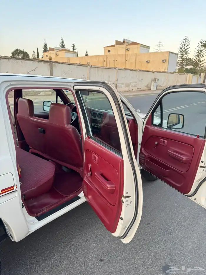 هايلوكس شبه جديد ( مخزن ) 19