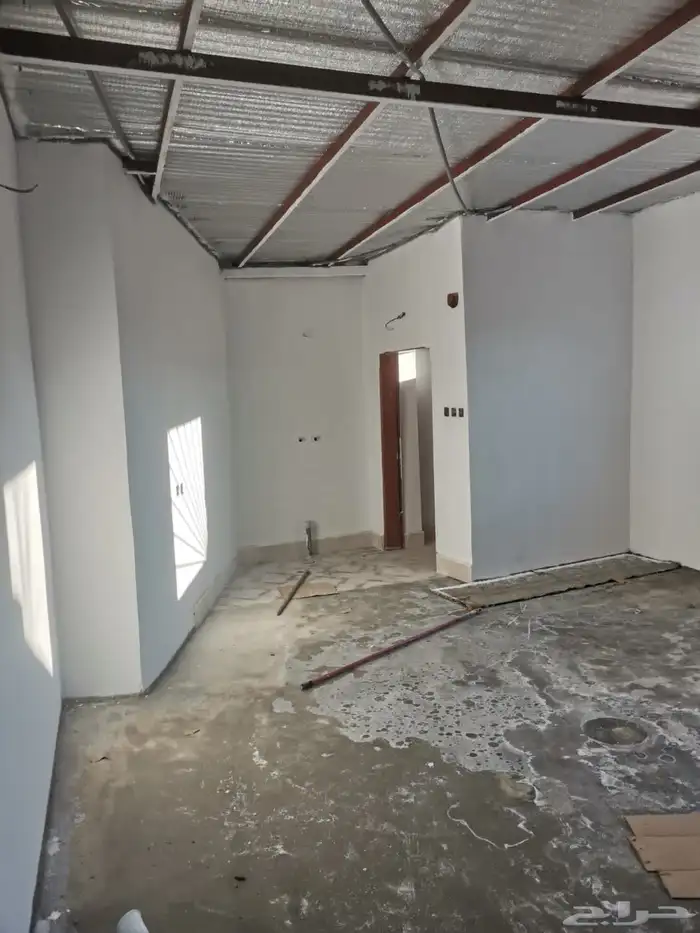 مستلزمات طيور الموقع الرميده 5