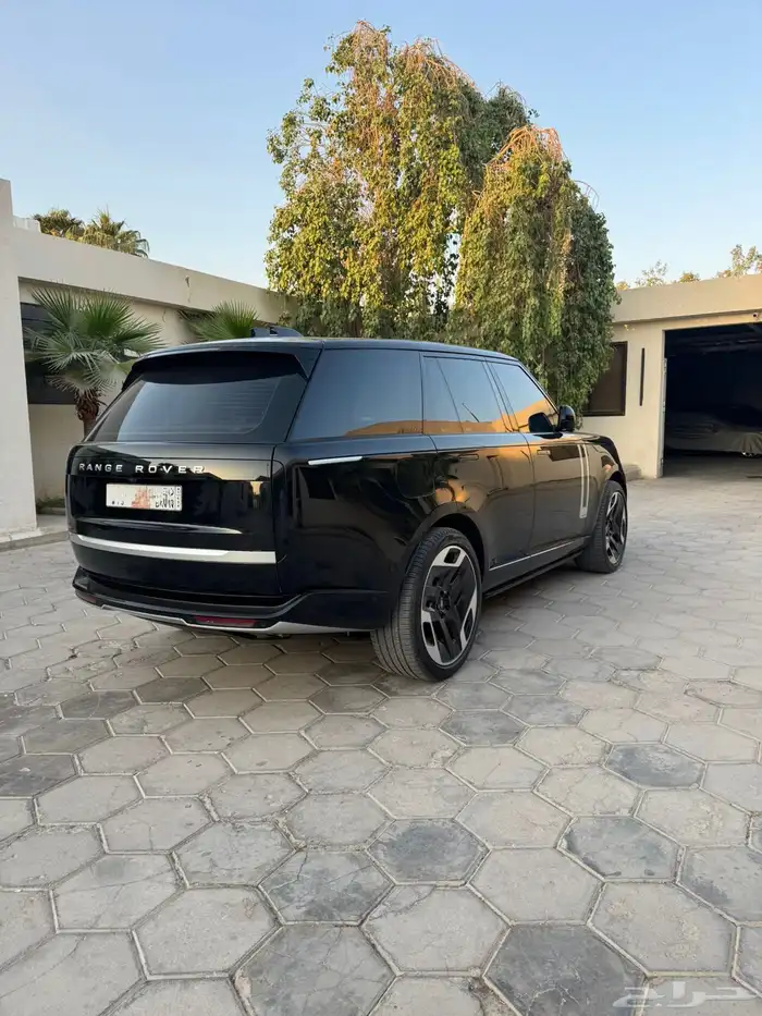 رنج روفر2024 اوتوباقرافي ناغي 6