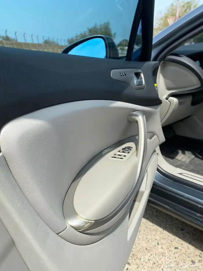 ستروين فخامه بحاله الوكالة ممشى 120 الف فقط 3