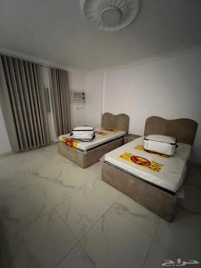 شفة غرفتين وصاله ( مفروش ) موقعه جدا مميز 3