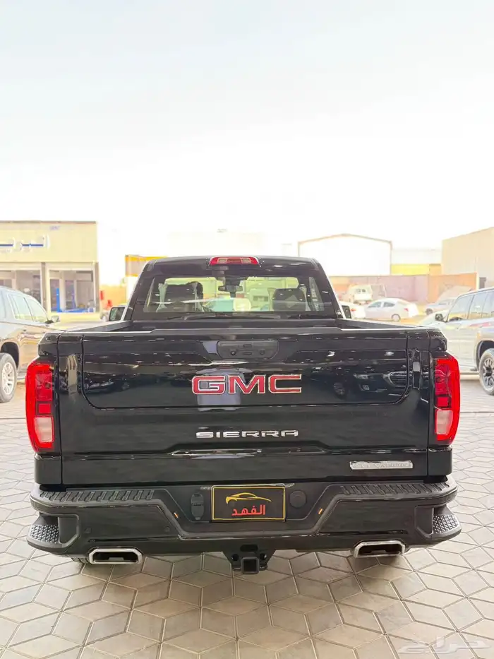 جي ام سي - سييرا - 2023 - الفيشن 12