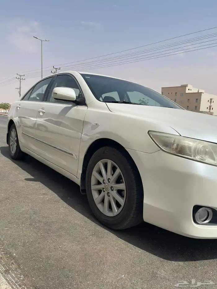 للبيع كامري 2011 3