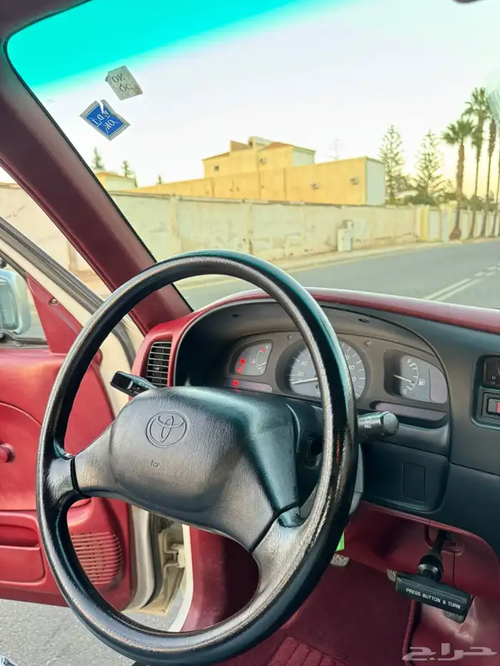 هايلوكس شبه جديد ( مخزن ) 13