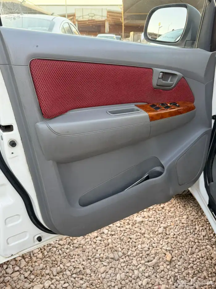 تويوتا هايلكس غمارتين ( تم البيع ) 12