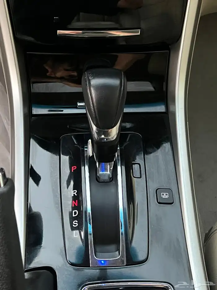 هوندا اكورد 2017 (( ممشى قليل ) 27