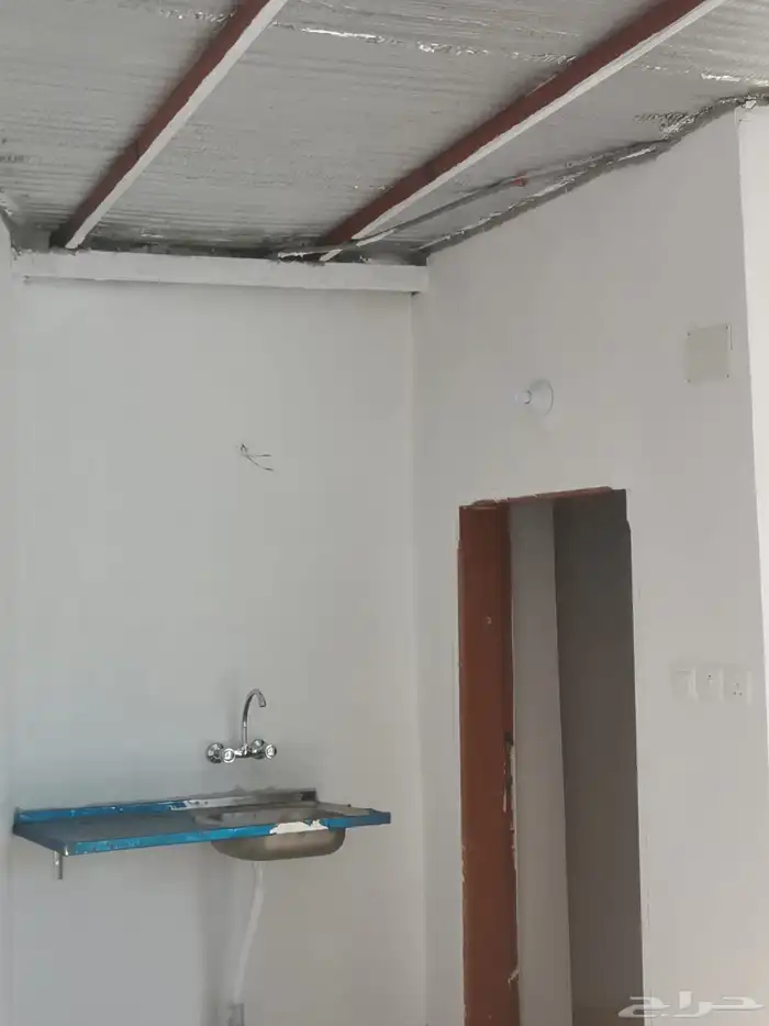 مستلزمات طيور الموقع الرميده 3