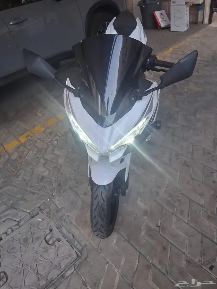 دباب كوازاكي ابيض 2023 0