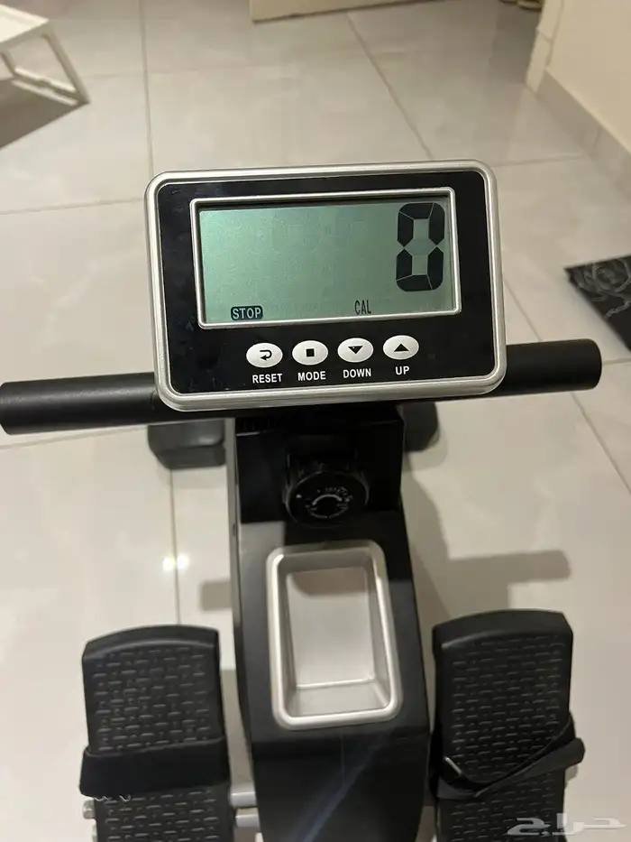 جهاز تمرين تجديف شبه جديد 1