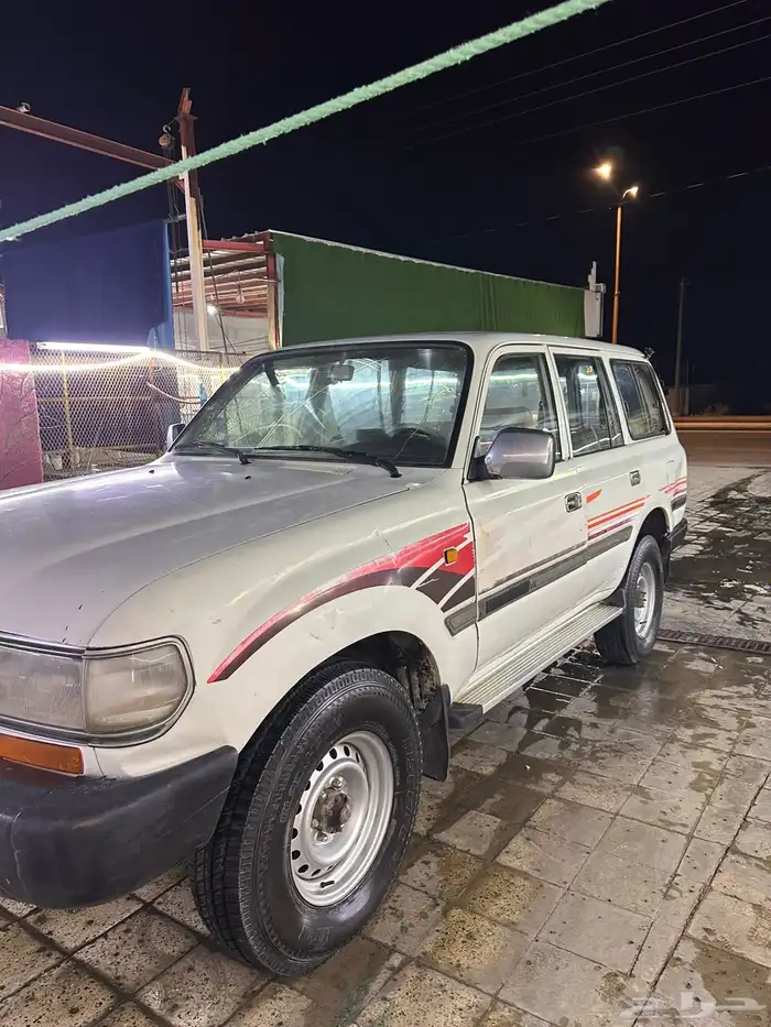 جيب صالون لاندكروزر 97 ابيض 2