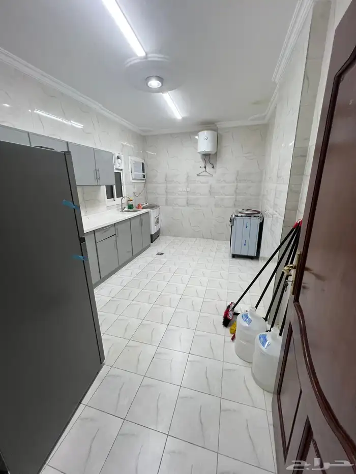 شفة غرفتين وصاله ( مفروش ) موقعه جدا مميز 13