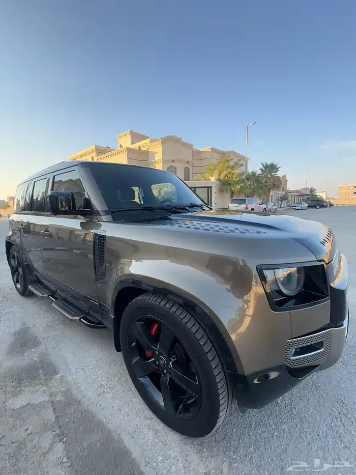 ديفندر 2020 فئة الاكس اعلى فئه 8