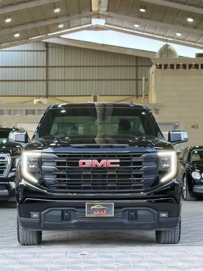 جي ام سي - سييرا - 2023 - الفيشن 8