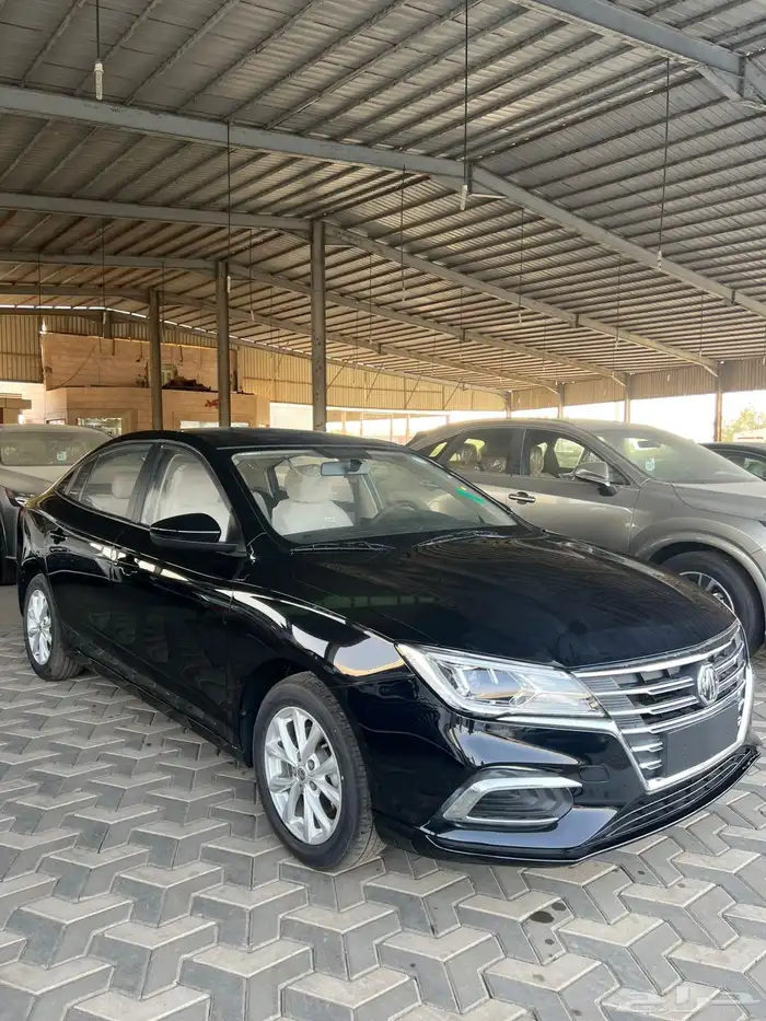 سياره MG5 سيدان ستاندر 2025 باقل الاسعار 1