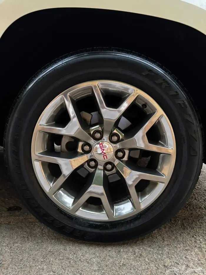 جمس يوكن 2015 SLT قصير 10