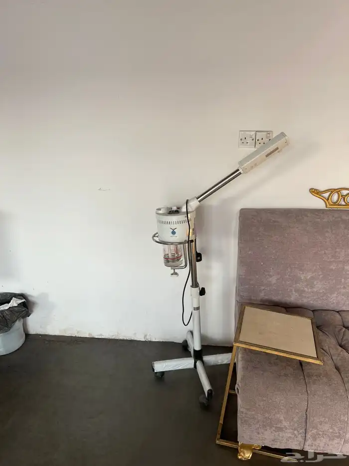 صالون حلاقة للتقبيل بالقيصومة 1