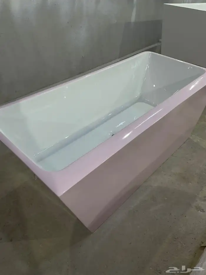 بانيو اكريلك جديد للبيع 0