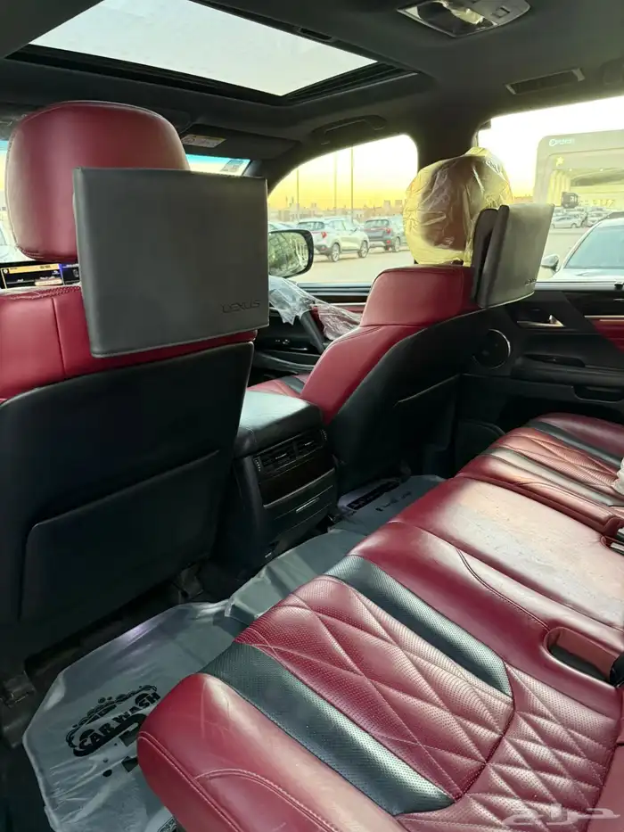 لكزس فل كامل بلاك ديشن 2021 7