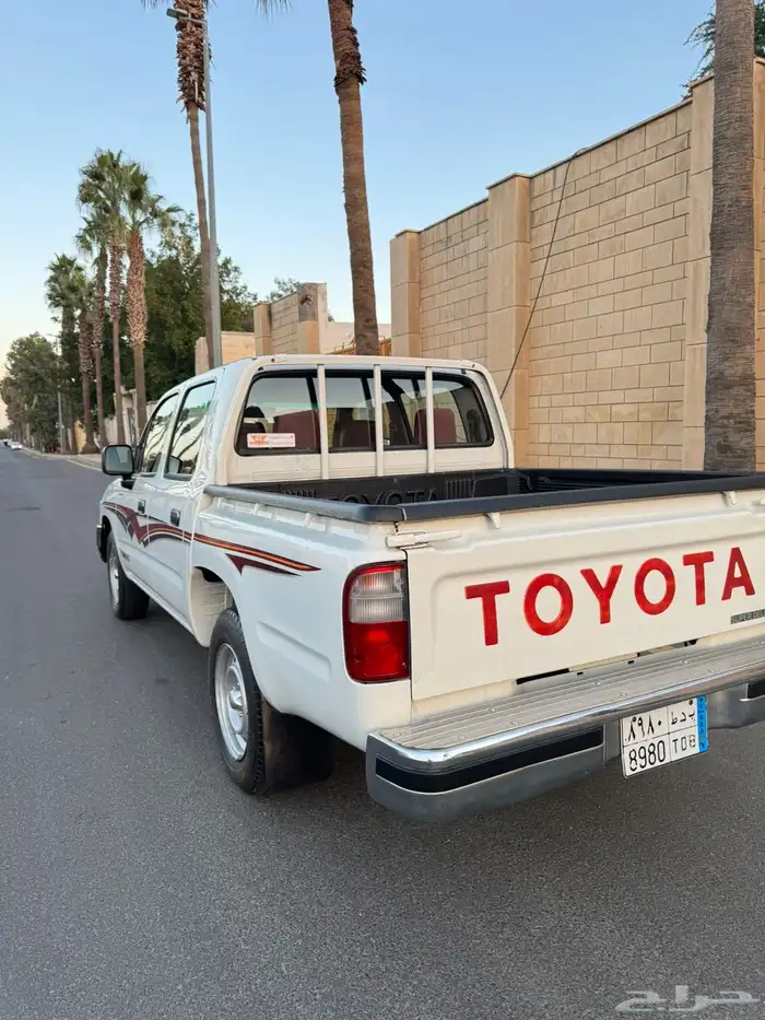 هايلوكس شبه جديد ( مخزن ) 5