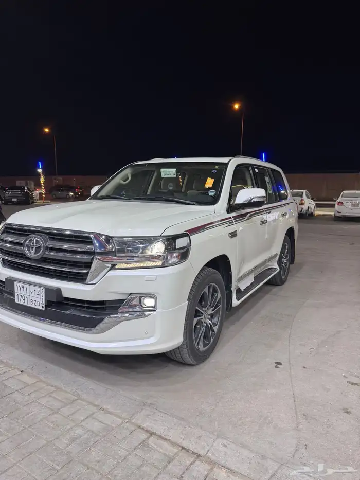 لاندكروزر 2020 تورنق 1