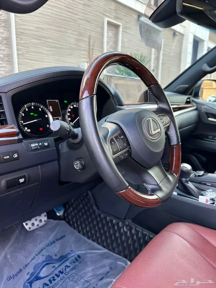 لكزس 2021 سبورت (( عداد 9 الاف فقط مخزن شبه الأصفار )) 40