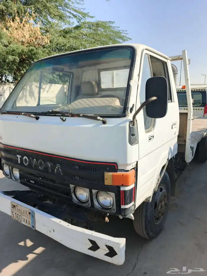 دينا تويوتا نظيف للبيع موديل 90 3