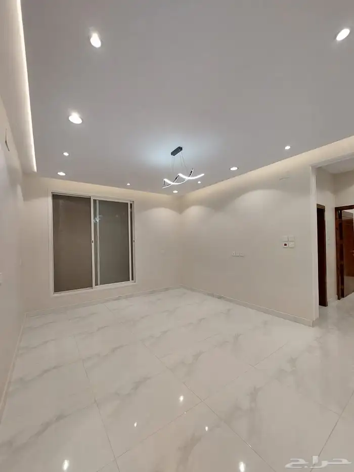 دور ارضي بحوش مدخل سيارة بأقرب م حديقة المليون بسعر مناسب 12