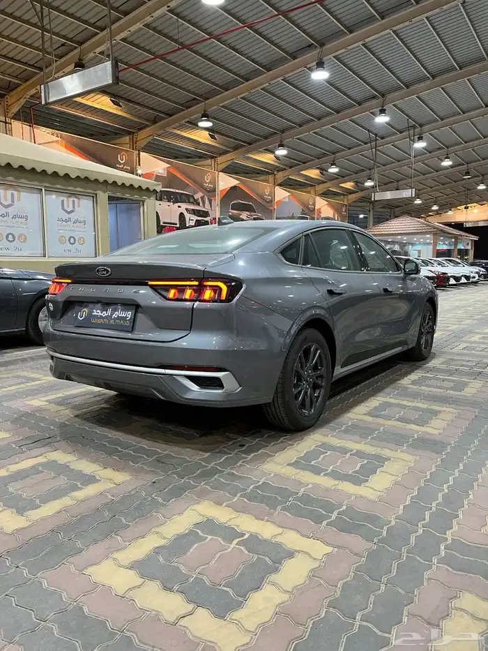 عرض خاص فورد تورس امبيانتي 2026 السعر 121700 8