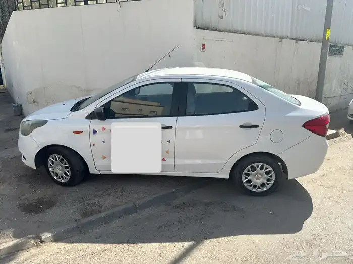 لبيع سيارة فورد فيجو 2018 0