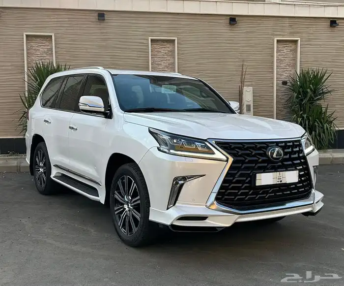 لكزس 2021 سبورت (( عداد 9 الاف فقط مخزن شبه الأصفار )) 1