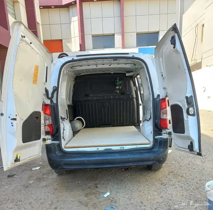 بيجو بارتنر 11