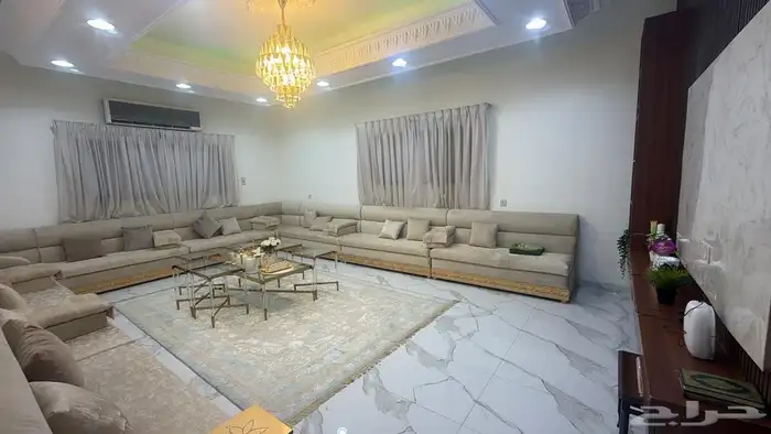 فيلا للبيع الطائف الحلقة الشرقيه 16