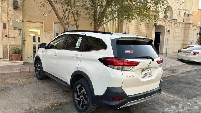 تويوتا رش 2021م ماشي قليل 75الف كيلو 6