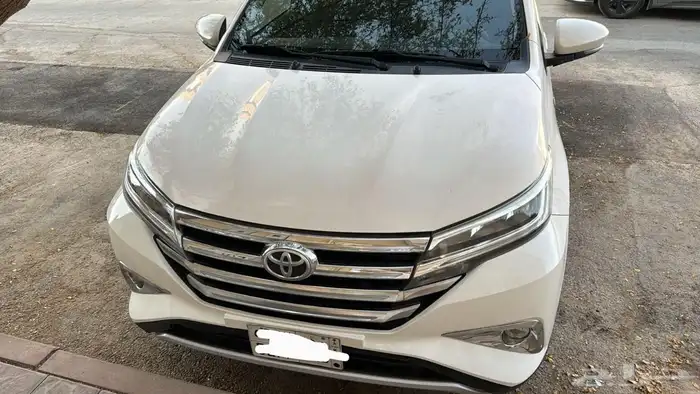 تويوتا رش 2021م ماشي قليل 75الف كيلو 4