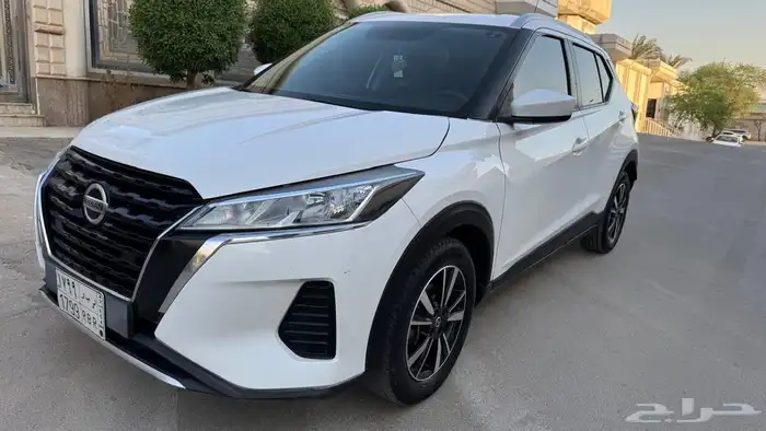 NISSAN KICKS 2022 4