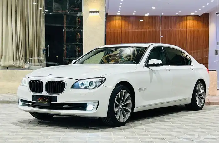 بي ام دبليو 2014 730Li فل (بحالة ممتازة) 0