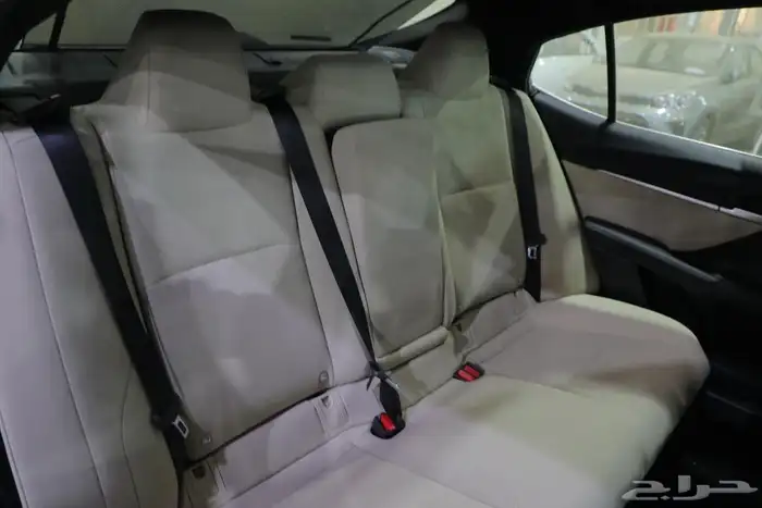 كامري LE بانورما 2025 جديد تيتانيم 12