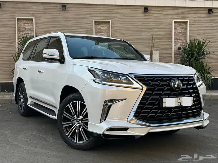لكزس 2021 سبورت (( عداد 9 الاف فقط مخزن شبه الأصفار )) 3
