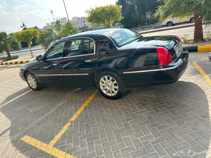 لينكون تاون كار 2006 شرط 6