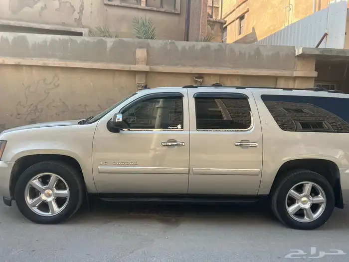 للبيع سيارة سوبربان مديل 2007 2